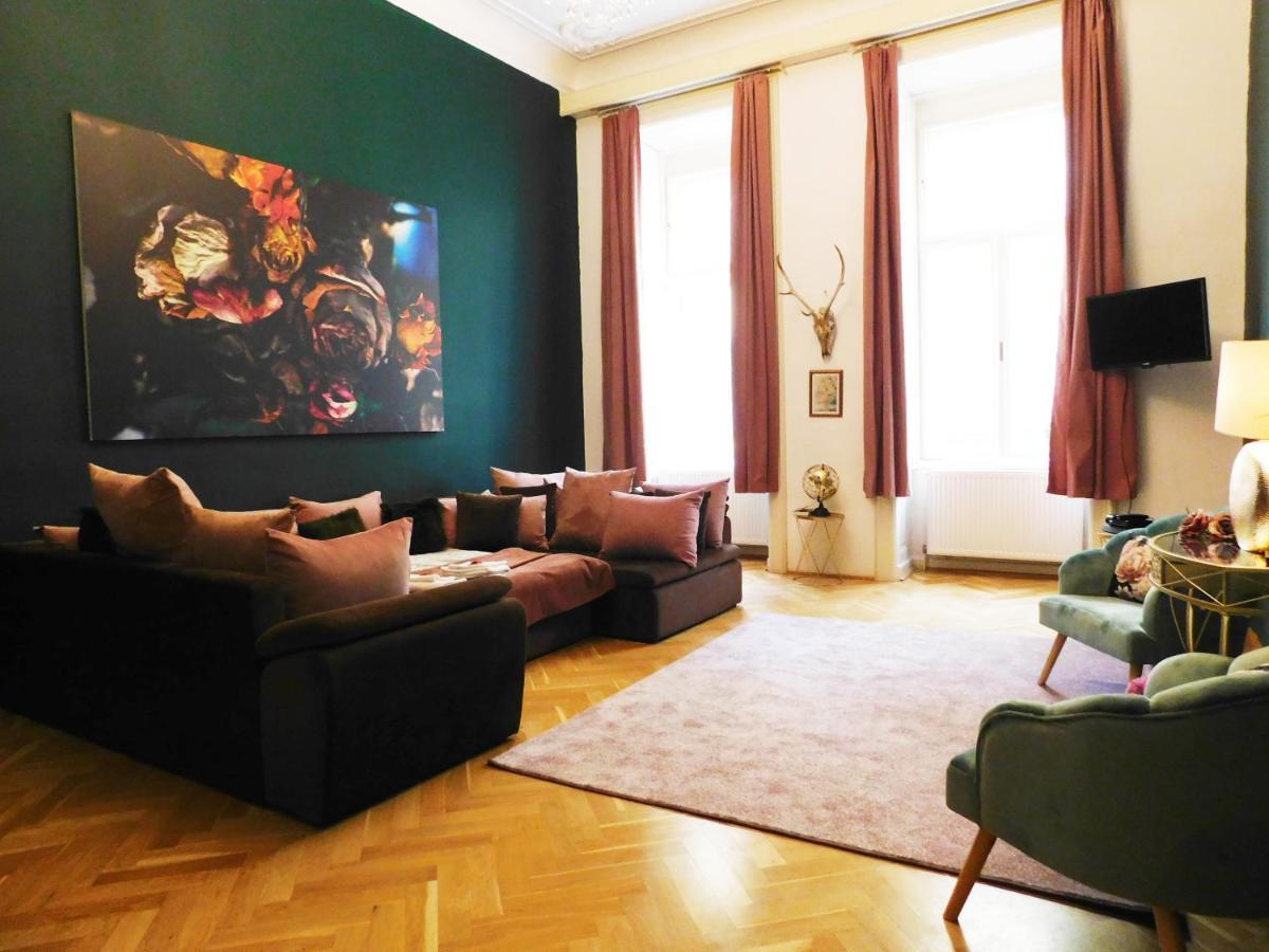 Wonder Deer Lux Apartment At The Parliament Self Check-In ブダペスト エクステリア 写真