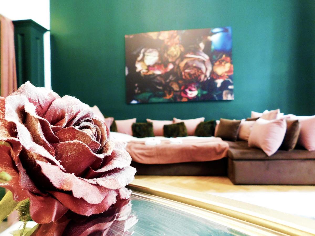 Wonder Deer Lux Apartment At The Parliament Self Check-In ブダペスト エクステリア 写真