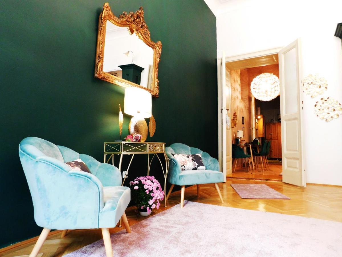 Wonder Deer Lux Apartment At The Parliament Self Check-In ブダペスト エクステリア 写真